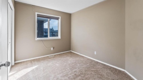 110 Saddlecrest Landing Ne, Calgary, AB 