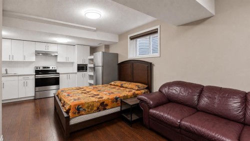 110 Saddlecrest Landing Ne, Calgary, AB 