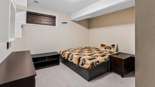 110 Saddlecrest Landing Ne, Calgary, AB 