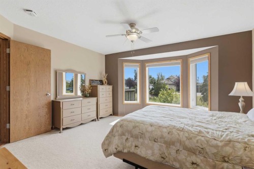 499 Highland Close, Strathmore, AB 