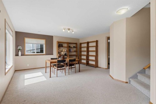 499 Highland Close, Strathmore, AB 