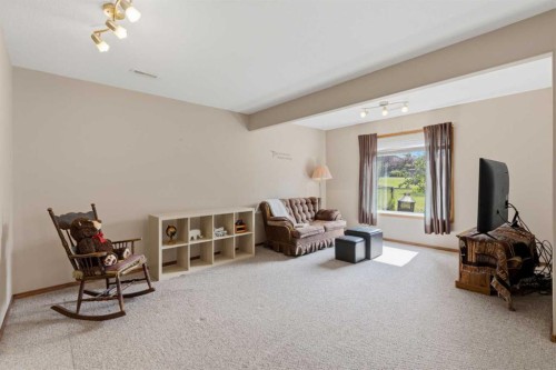 499 Highland Close, Strathmore, AB 