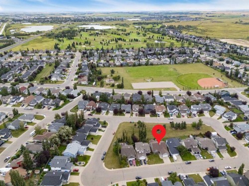 499 Highland Close, Strathmore, AB 