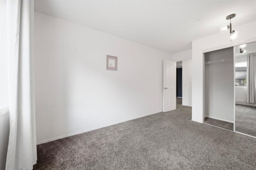 208-3208 Valleyview Park Se, Calgary, AB 