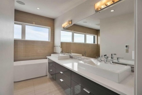 2505 21 Street Sw, Calgary, AB 