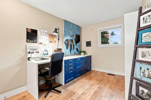 972 Riverbend Drive Se, Calgary, AB 