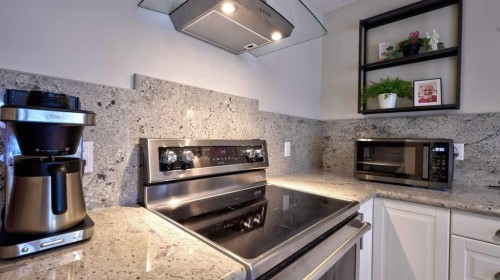 40 Vandoos Villas Nw, Calgary, AB 