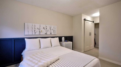 40 Vandoos Villas Nw, Calgary, AB 