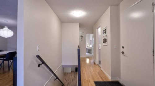 40 Vandoos Villas Nw, Calgary, AB 