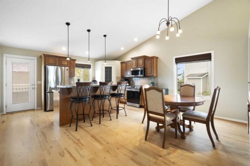 57 Thornfield Close Se, Airdrie, AB 