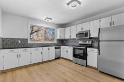 7006A Bowness Road NW Calgary, AB T3B 0G4