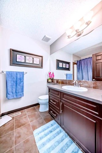 273 Chaparral Valley Drive Se, Calgary, AB 