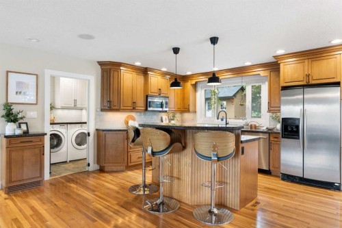 615 63 Avenue Nw, Calgary, AB 
