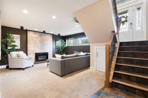 615 63 Avenue Nw, Calgary, AB 