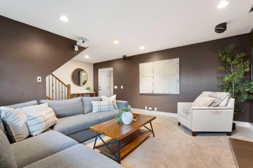 615 63 Avenue Nw, Calgary, AB 