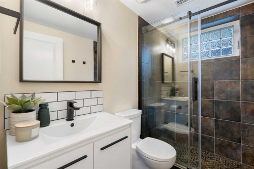 615 63 Avenue Nw, Calgary, AB 