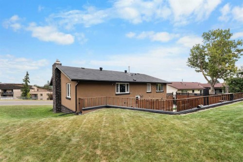 615 63 Avenue Nw, Calgary, AB 