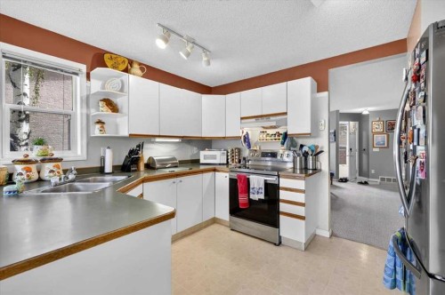 6 Harvest Grove Green Ne, Calgary, AB 