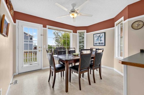6 Harvest Grove Green Ne, Calgary, AB 