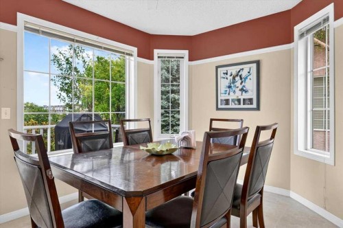 6 Harvest Grove Green Ne, Calgary, AB 