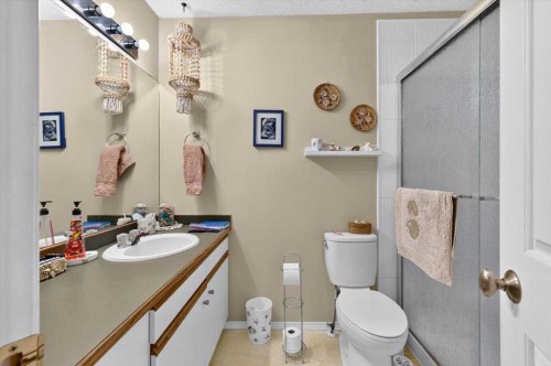 6 Harvest Grove Green Ne, Calgary, AB 