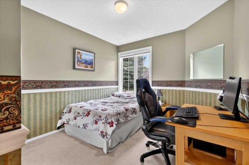 6 Harvest Grove Green Ne, Calgary, AB 