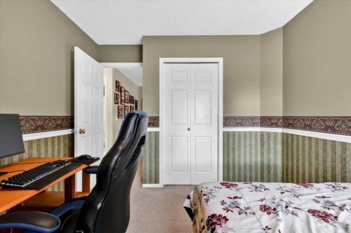 6 Harvest Grove Green Ne, Calgary, AB 