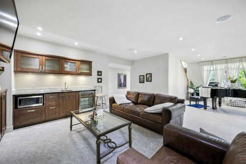 16 Spring Valley Lane Sw, Calgary, AB 