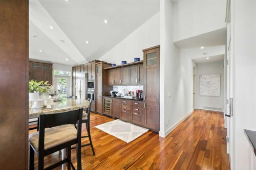 16 Spring Valley Lane Sw, Calgary, AB 