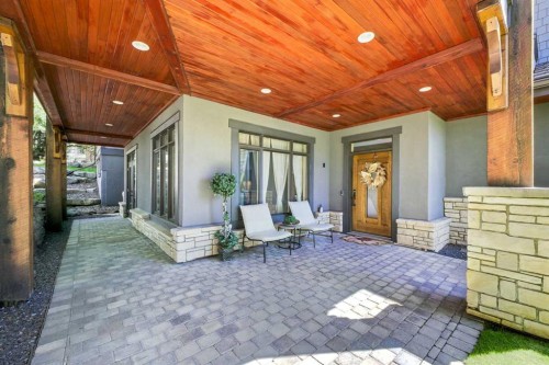 16 Spring Valley Lane Sw, Calgary, AB 