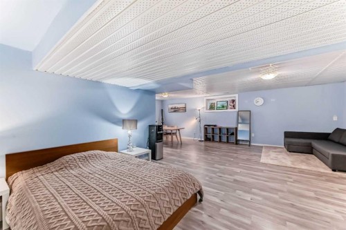 156 Cougar Ridge Manor Sw, Calgary, AB 