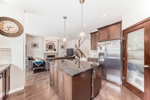 156 Cougar Ridge Manor Sw, Calgary, AB 