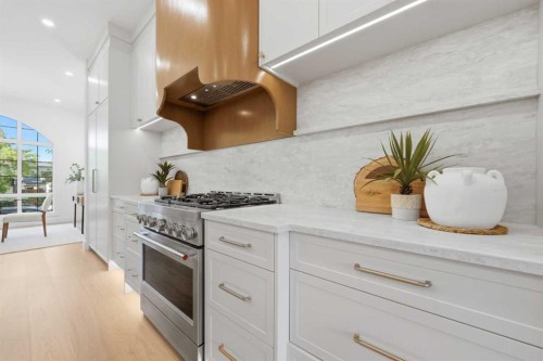 2233 2 Avenue Nw, Calgary, AB 