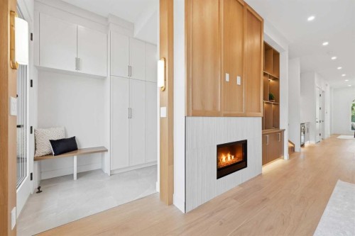 2233 2 Avenue Nw, Calgary, AB 