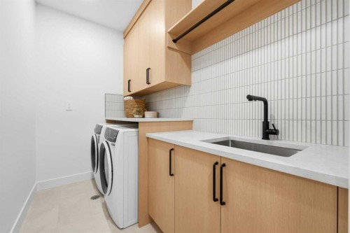 2233 2 Avenue Nw, Calgary, AB 