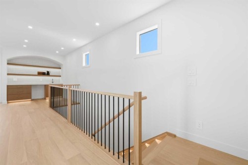 2233 2 Avenue Nw, Calgary, AB 