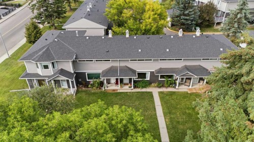 442 Regal Park Ne, Calgary, AB 