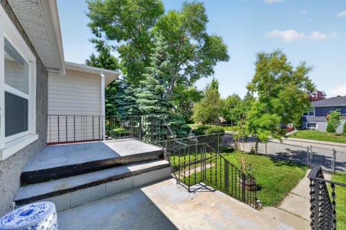 1212 Bantry Street Ne, Calgary, AB 