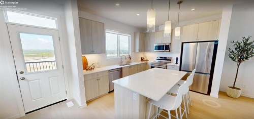 271 Creekside Manor Sw, Calgary, AB 
