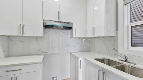 331 Savanna Way Ne, Calgary, AB 