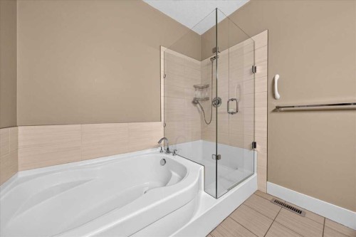 520 Rocky Vista Gardens Nw, Calgary, AB 