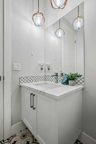 244 Sandpiper Boulevard, Chestermere, AB - Indoor Photo Showing Bathroom