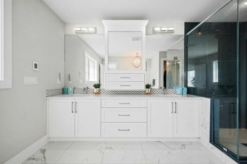 244 Sandpiper Boulevard, Chestermere, AB - Indoor Photo Showing Bathroom