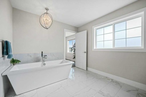 244 Sandpiper Boulevard, Chestermere, AB - Indoor Photo Showing Bathroom