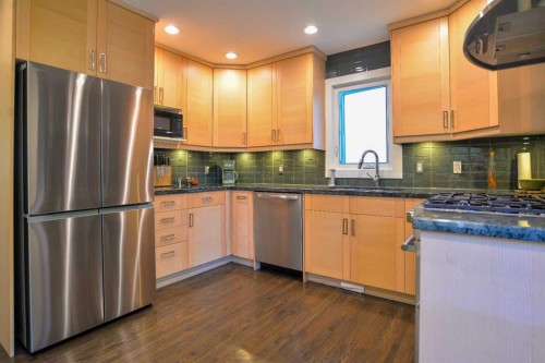 361 Capri Avenue Nw, Calgary, AB 