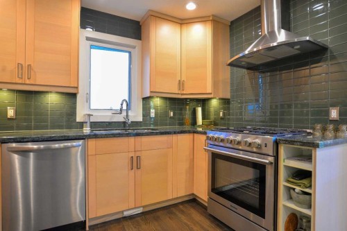 361 Capri Avenue Nw, Calgary, AB 