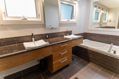 361 Capri Avenue Nw, Calgary, AB 