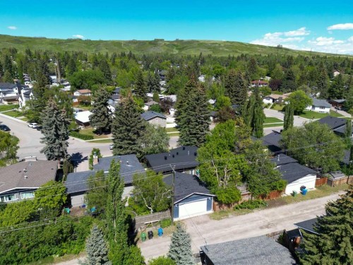 361 Capri Avenue Nw, Calgary, AB 