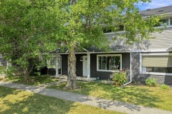 542 Regal Park NECalgary, AB T2E 0S6