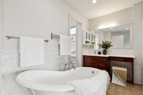 3611 Parkhill Street Sw, Calgary, AB 